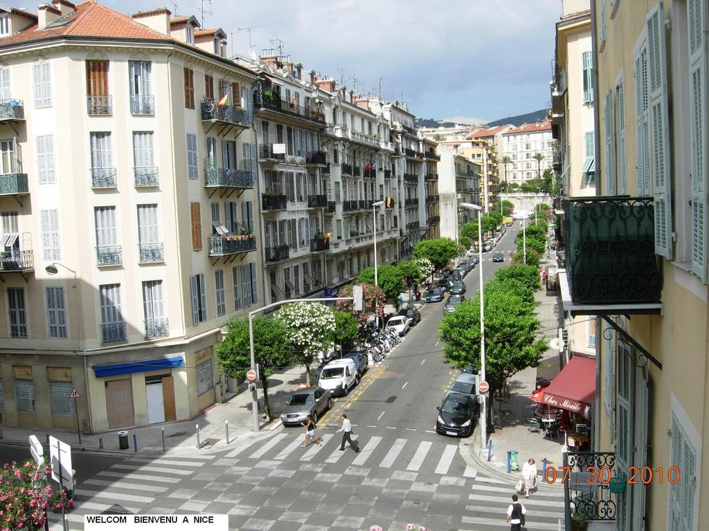 Charmant Appartement Au Centre De Nice Exterior photo