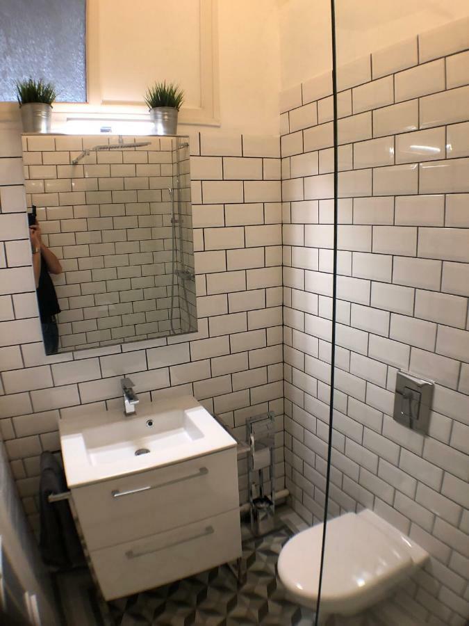 Charmant Appartement Au Centre De Nice Exterior photo